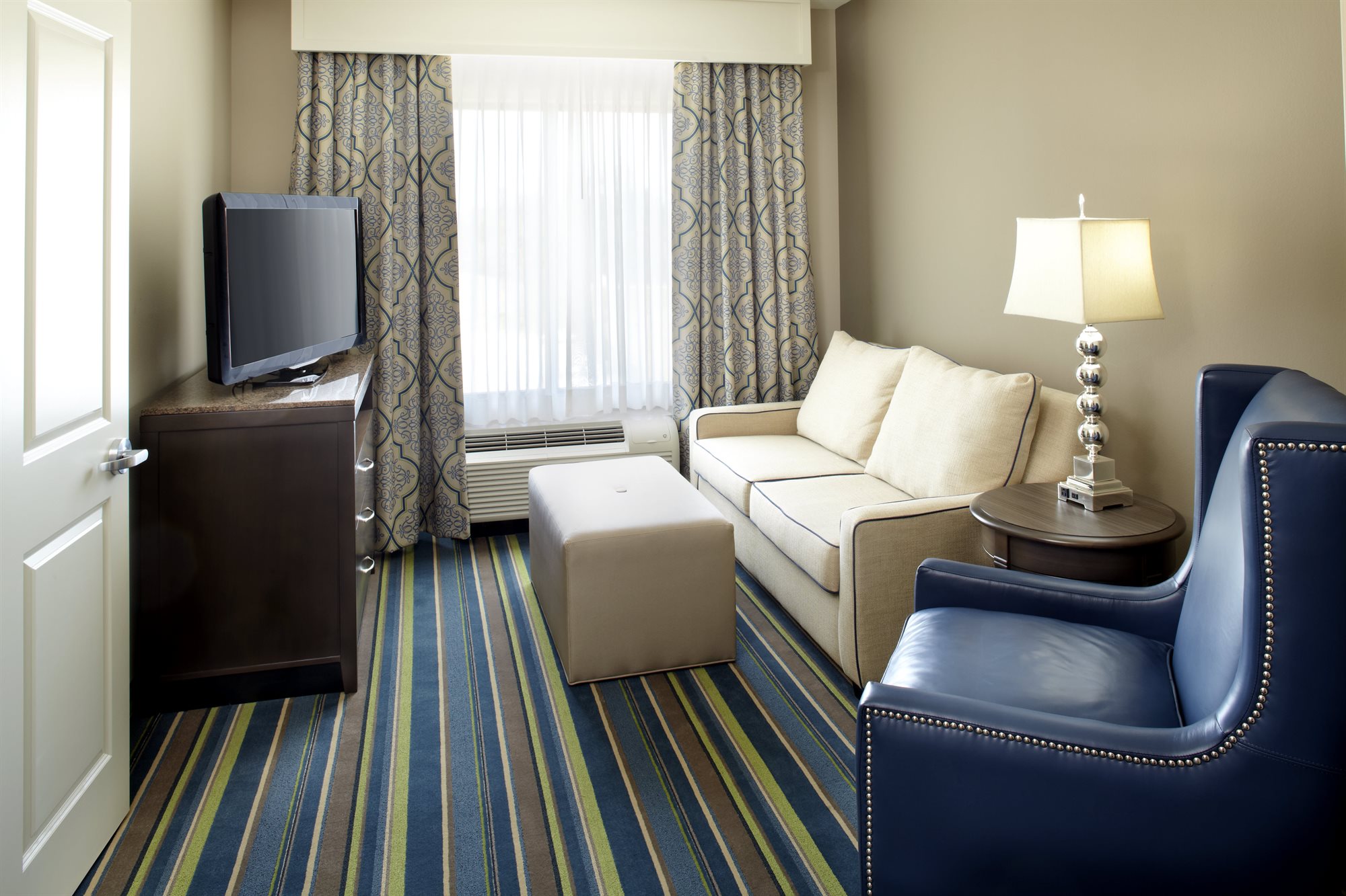 Hotel Room in Texarkana Hilton Convention Center